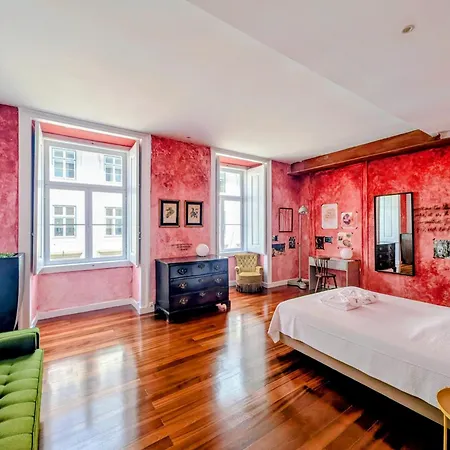Lost :: Cais House Lisboa