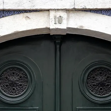 Lost :: Cais House 3* Lisboa