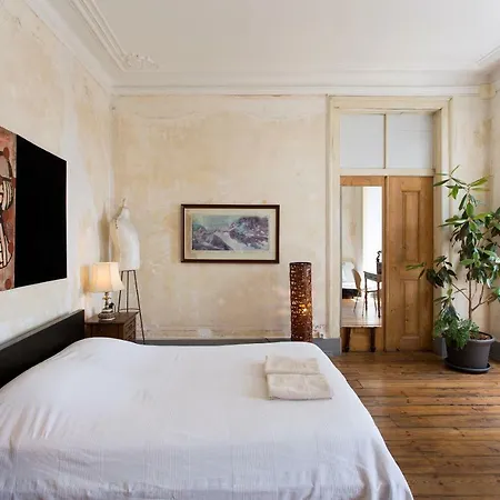 Lost :: Cais House 3* Lizbona