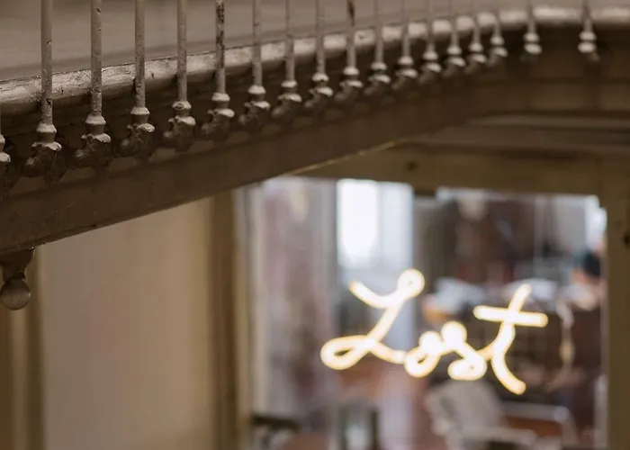 Konukevi Lost :: Cais House