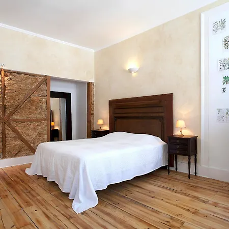 로스트 :: 카이스 하우스 게스트하우스 리스본